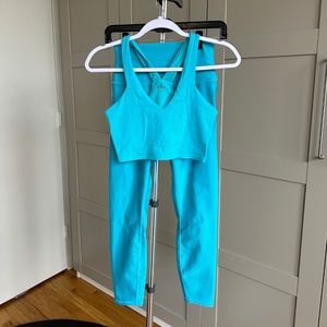 Alo Workout Set [S, Aqua]
